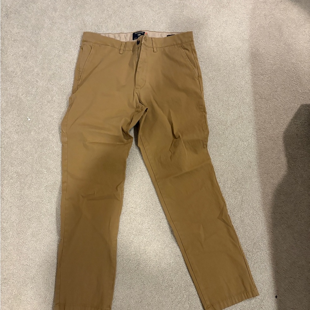 Men's Tan Chino Pants